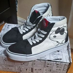Vans (Peanuts) SK8-Hi Snoopy Sneakers